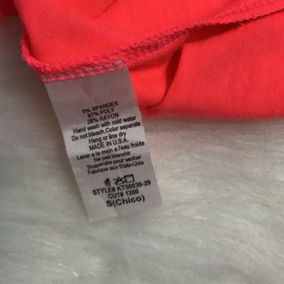 Neon Vouge Top🛍 - Picture 6 of 7